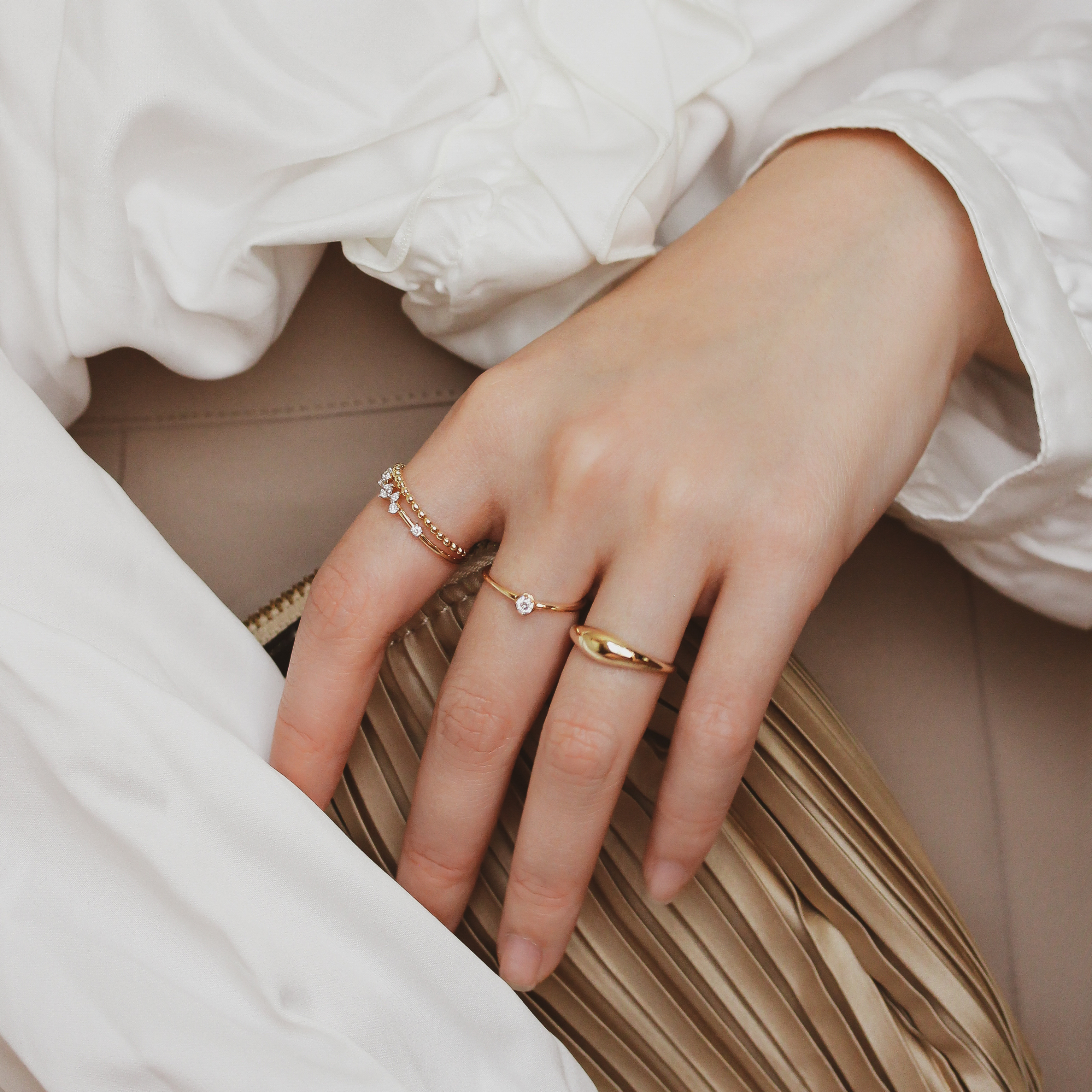 Scatter diamond ring